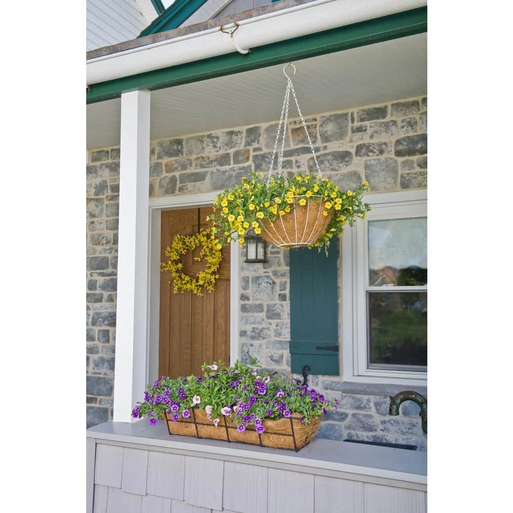 Gilbert & Bennett Canterbury 24 in. Steel Deck Rail Planter - Image 5