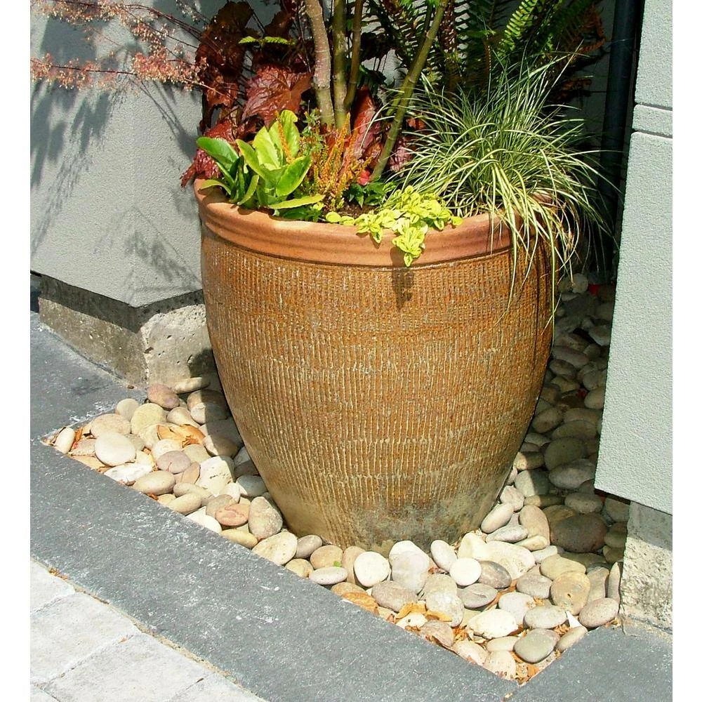 Butler Arts 1 in. to 3 in. Medium Buff Mexican Beach Pebble (500 lbs. Mini Sack) - Image 5