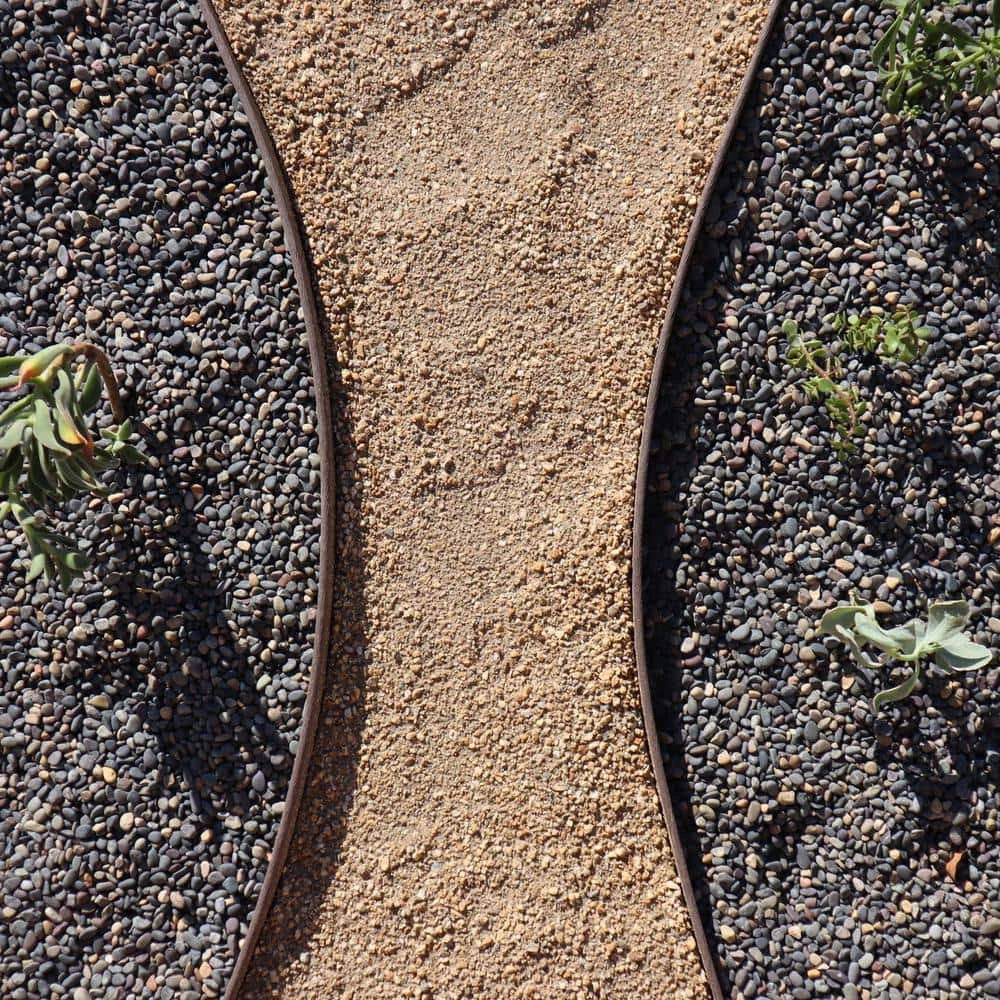 Butler Arts 0.50 cu. ft. 40 lbs. 5/8 in. to 7/8 in. Mixed Mexican Beach Pebble (20-Bag Pallet) - Image 3