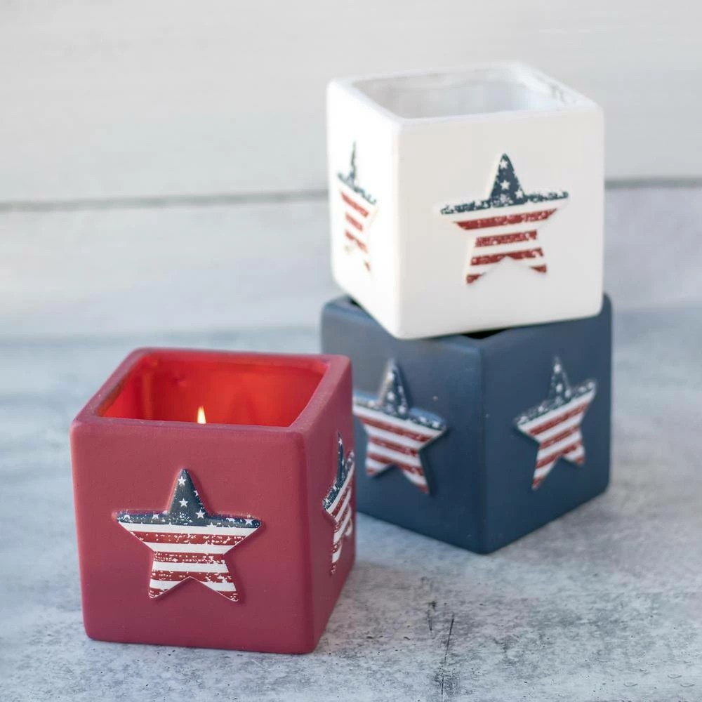 PATIO ESSENTIALS 8 oz. sq. Cement Patriotic Star Citro Candle - Image 4