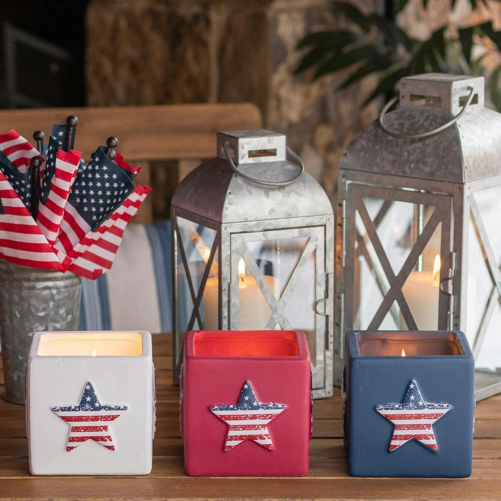 PATIO ESSENTIALS 8 oz. sq. Cement Patriotic Star Citro Candle - Image 3